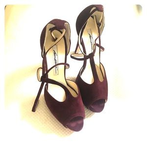 Brian Atwood peep toe pumps 38